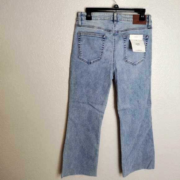 NWT Hidden Happi High Rise Crop Flare Jeans Sz 31 - Picture 7 of 9